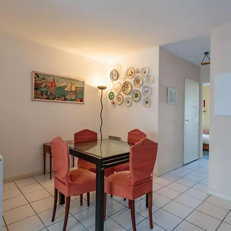Apartmán Spacieux 3* A Avec Parking, Terrasse Et Proximite Commerces - Fr-1-4-516 Saint-Jean-de-Luz